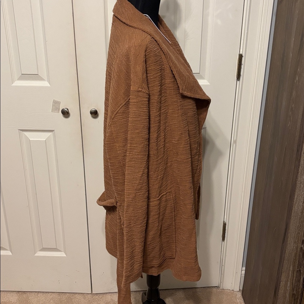 Steve Madden Textured Open Front Cardigan. - Picture 4 of 10